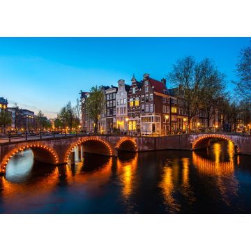 Lais Puzzle - Grachten von Amsterdam bei Nacht. Amsterdam ist die Hauptstadt und bevölkerungsreichste Stadt der Niederlande - 1.000 Teile
