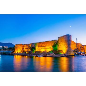 Lais Puzzle - Blick auf den Sonnenuntergang über der Burg von Kyrenia, Nordzypern - 2.000 Teile