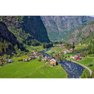 Lais Puzzle - Schönes kleines Dorf bei Flam, Norwegen - 2.000 Teile