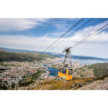 Lais Puzzle - Ulriken-Seilbahn in Bergen, Norwegen. Wunderschöne Aussicht von der Spitze des Berges - 2.000 Teile