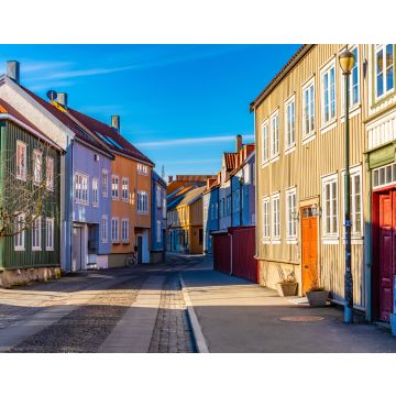 Lais Puzzle - Blick auf eine enge Straße im Stadtteil Brygge in Trondheim, Norwegen - 40, 100, 200, 500, 1.000 & 2.000 Teile