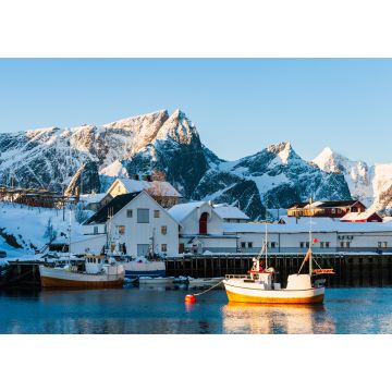 Lais Puzzle - Fischerboot in einem kleinen Fischereihafen im Winter, Lofoten, Norwegen - 1.000 Teile