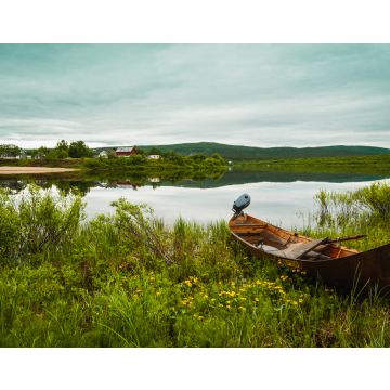 Lais Puzzle - Ein Holzboot am Ufer des Flusses Kárášjohka in Karasjok, Norwegen - 40, 100, 200, 500, 1.000 & 2.000 Teile