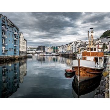 Lais Puzzle - Boot am Pier in Aalesund in Norwegen - 40, 100, 200, 500, 1.000 & 2.000 Teile