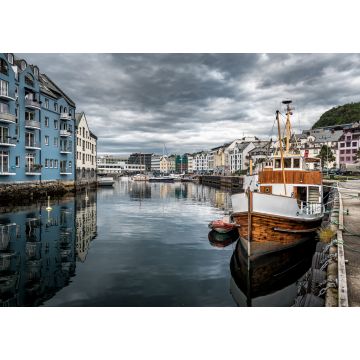 Lais Puzzle - Boot am Pier in Aalesund in Norwegen - 1.000 Teile