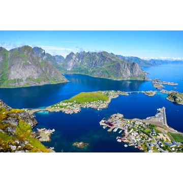 Lais Puzzle - Atemberaubender Aussichtspunkt auf Berge und blaues Meer bei Reinebringen, Lofoten-Inseln - 2.000 Teile
