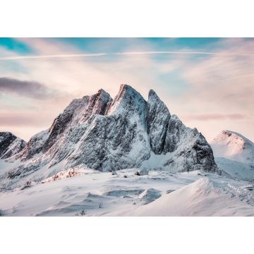 Lais Puzzle - Schneebedeckter Berg mit farbigem Himmel auf dem Berg Segla auf der Insel Senja im Winter in Norwegen - 1.000 Teile
