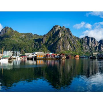 Lais Puzzle - Blick auf den Hafen von Svolvaer, Lofoten Inseln, Norwegen - 40, 100, 200, 500, 1.000 & 2.000 Teile