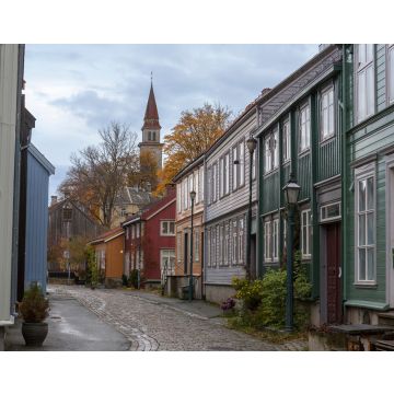 Lais Puzzle - Alte Holzhäuser säumen Nedre Bakklandet, Bakklandet, Trondheim, Trøndelag, Norwegen - 40, 100, 200, 500, 1.000 & 2.000 Teile