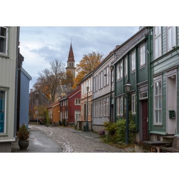 Lais Puzzle - Alte Holzhäuser säumen Nedre Bakklandet, Bakklandet, Trondheim, Trøndelag, Norwegen - 1.000 Teile