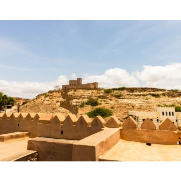 Lais Puzzle - Alte Burg auf einem Hügel in Salalah, Sultanat Oman - 40, 100, 200, 500, 1.000 & 2.000 Teile