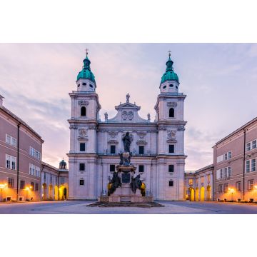 Lais Puzzle - Der Salzburger Dom in Österreich bei Sonnenaufgang - 2.000 Teile