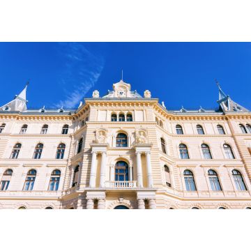 Lais Puzzle - Fassade des Landesgerichts für Zivilrechtspflege in Graz - 2.000 Teile