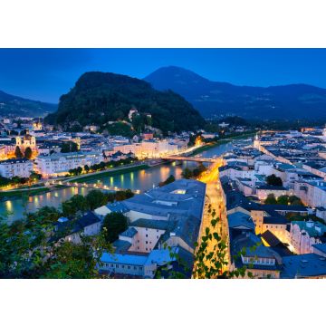 Lais Puzzle - Zentrum der Stadt Salzburg zur blauen Stunde. Österreich - 100, 200, 500, 1.000 & 2.000 Teile