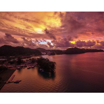 Lais Puzzle - Sonnenuntergang in Koror, Palau. Mikronesien. Bunter Himmel und bewölkter Abendhimmel - 40, 100, 200, 500, 1.000 & 2.000 Teile