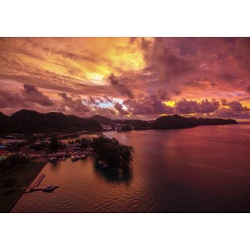 Lais Puzzle - Sonnenuntergang in Koror, Palau. Mikronesien. Bunter Himmel und bewölkter Abendhimmel - 1.000 Teile