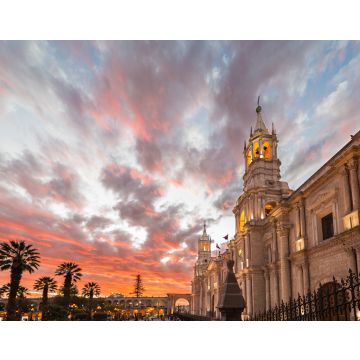 Lais Puzzle - Die Kathedrale von Arequipa, Peru, in der Abenddämmerung - 40, 100, 200, 500, 1.000 & 2.000 Teile