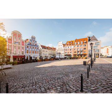 Lais Puzzle - Blick auf den Marktplatz mit schönen bunten Gebäuden im Morgenlicht in Szczecin, Polen - 2.000 Teile