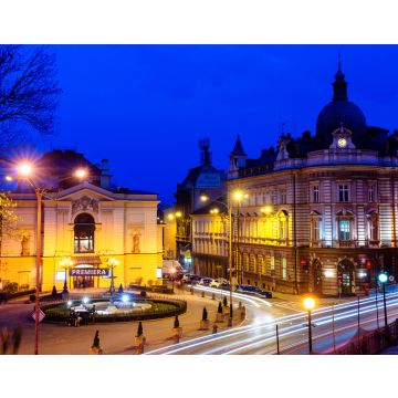 Lais Puzzle - Nächtlicher Blick auf das Theater und das Hauptpostamt in Bielsko Biala, Schlesien, Polen - 40, 100, 200, 500, 1.000 & 2.000 Teile