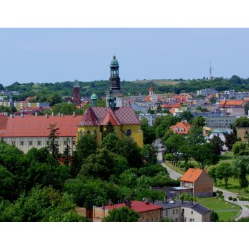 Lais Puzzle - Ein Blick auf Trzebnica, eine schöne kleine Stadt in Niederschlesien in Polen - 40, 100, 200, 500, 1.000 & 2.000 Teile