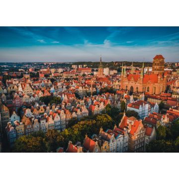 Lais Puzzle - Danzig (Gdansk) ist eine Stadt in Polen. Danzig in den Morgenstrahlen, die Sonne wird von den Dächern der Altstadt reflektiert - 1.000 Teile