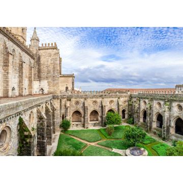 Lais Puzzle - Kreuzgang der Kathedrale von Evora, der größten Kathedrale Portugals. Romanische und gotische Architektur. UNESCO-Weltkulturerbe - 1.000 Teile