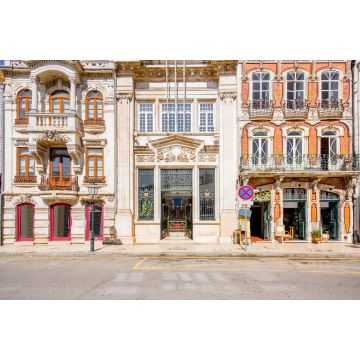 Lais Puzzle - Blick auf die schönen alten Fassaden von Gebäuden im Jugendstil in der Stadt Aveiro in Portugal - 2.000 Teile