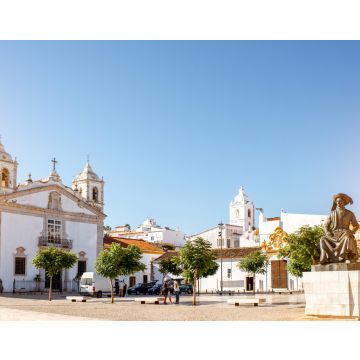Lais Puzzle - Blick auf das Zentrum der Altstadt mit der Kirche Santa Maria in Lagos im Süden Portugals - 40, 100, 200, 500, 1.000 & 2.000 Teile