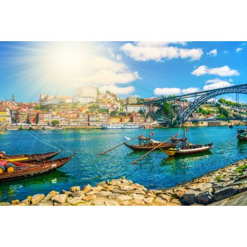 Lais Puzzle - Brücke Dom Luis I. und traditionelle Boote auf dem Fluss Rio Douro in Porto, Portugal - 2.000 Teile