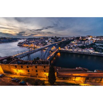 Lais Puzzle - Blick von der Stadt Vila Nova de Gaia auf den Fluss Douro und die Stadt Porto, Portugal - 2.000 Teile