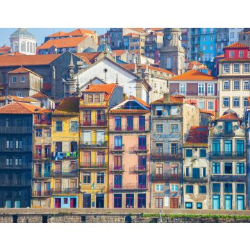 Lais Puzzle - Typische alte Häuser mit bunten Fassaden im Stadtteil Ribeira, Porto, Portugal - 40, 100, 200, 500, 1.000 & 2.000 Teile