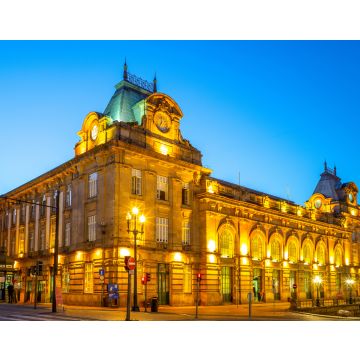 Lais Puzzle - Nachtansicht des Bahnhofs Sao Bento in Porto, Portugal - 40, 100, 200, 500, 1.000 & 2.000 Teile