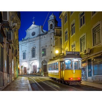 Lais Puzzle - Straßenbahn der Linie 28 in Lissabon, Portugal, bei Nacht - 40, 100, 200, 500, 1.000 & 2.000 Teile