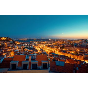 Lais Puzzle - Lissabon beleuchtete Stadt bei Sonnenuntergang blaue Stunde - 2.000 Teile