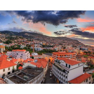 Lais Puzzle - Schönes Stadtpanorama der Skyline der Stadt Funchal auf der Insel Madeira bei Sonnenaufgang im Sommer - 40, 100, 200, 500, 1.000 & 2.000 Teile