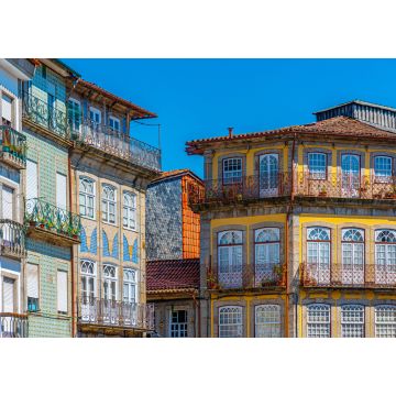 Lais Puzzle - Bunte Häuserfassaden in Guimaraes, Portugal - 1.000 Teile