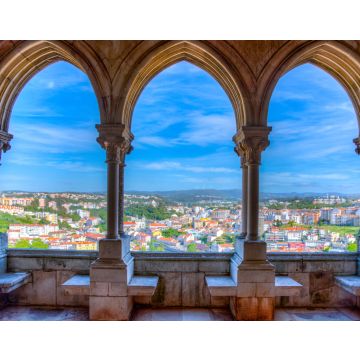 Lais Puzzle - Blick auf Leiria durch die Arkaden der örtlichen Burg, Portugal - 40, 100, 200, 500, 1.000 & 2.000 Teile