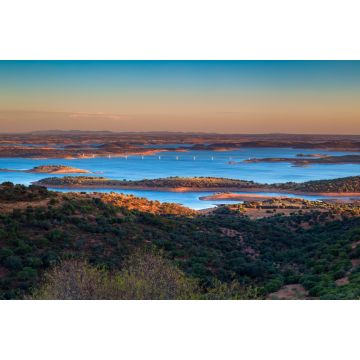 Lais Puzzle - Portugal, Monsaraz. Blick von den Festungsmauern auf den Fluss Guadiana bei Sonnenuntergang - 2.000 Teile