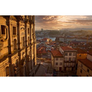 Lais Puzzle - Schöne und bunte Straßen von Porto in der Nähe des Rio Douro - 2.000 Teile