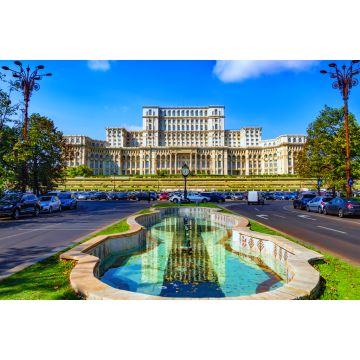 Lais Puzzle - Berühmtes Parlamentsgebäude in der Hauptstadt Bukarest an einem schönen sonnigen Frühlingstag in Rumänien - 2.000 Teile
