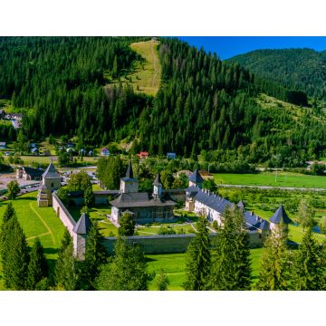 Lais Puzzle - Blick auf das Sucevita-Kloster, im Norden Rumäniens - 40, 100, 200, 500, 1.000 & 2.000 Teile