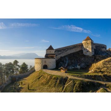 Lais Puzzle - Panoramablick aus der Luft auf die historische Festung in Risnov oder Rasnov. Rumänien - 2.000 Teile