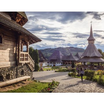 Lais Puzzle - Blick auf das Barsana-Kloster in der Region Maramures, Rumänien - 40, 100, 200, 500, 1.000 & 2.000 Teile