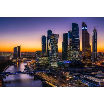Lais Puzzle - Luftaufnahme des Sonnenuntergangs über dem Moskauer Stadtgebiet und dem Moskwa-Fluss, Russland - 2.000 Teile
