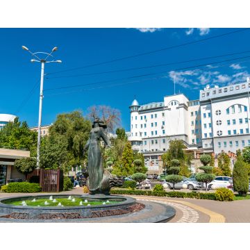 Lais Puzzle - Rostower Mädchenbrunnen in Rostow am Don, Russland - 40, 100, 200, 500, 1.000 & 2.000 Teile