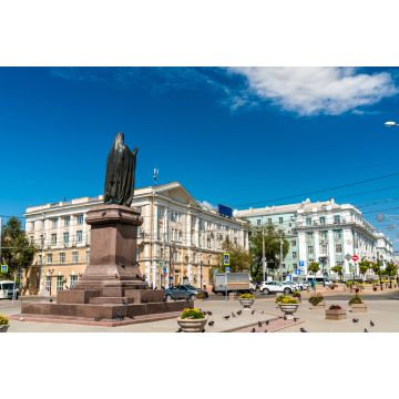 Lais Puzzle - Statue des Heiligen Dimitrij von Rostow auf dem Kathedralenplatz in Rostow-am-Don, Russland - 2.000 Teile