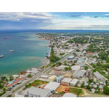Lais Puzzle - Luftaufnahme des industriellen Teils der Stadt Honiara, Salomonen - 40, 100, 200, 500, 1.000 & 2.000 Teile