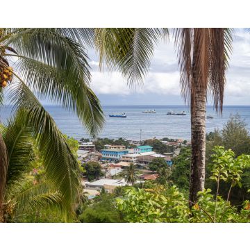 Lais Puzzle - Blick auf Schiffe im Iron Bottom Sound, über Chinatown und Kukum Highway in Honiara, Salomonen - 40, 100, 200, 500, 1.000 & 2.000 Teile