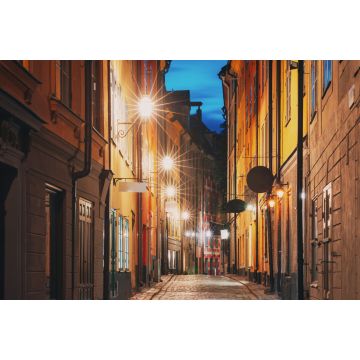 Lais Puzzle - Stockholm, Schweden. Nachtansicht der traditionellen Stockholmer Straße. Wohngebiet, gemütliche Straße im Stadtzentrum. Baggensgatan Straße im historischen Viertel Gamla Stan - 2.000 Teile