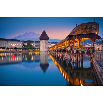 Lais Puzzle - Luzern. Bild von Luzern, Schweiz während der blauen Stunde der Dämmerung - 2.000 Teile